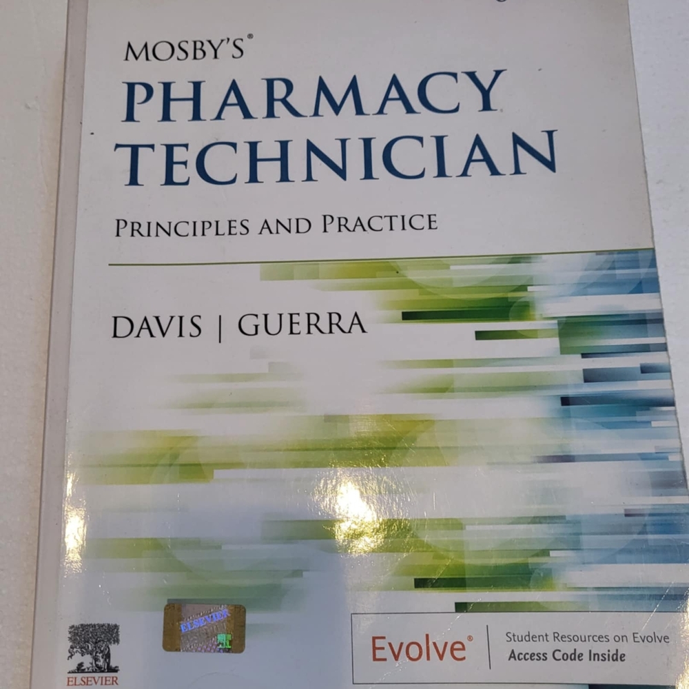 Mosby's Pharmacy Technician Textbook Pre-owned